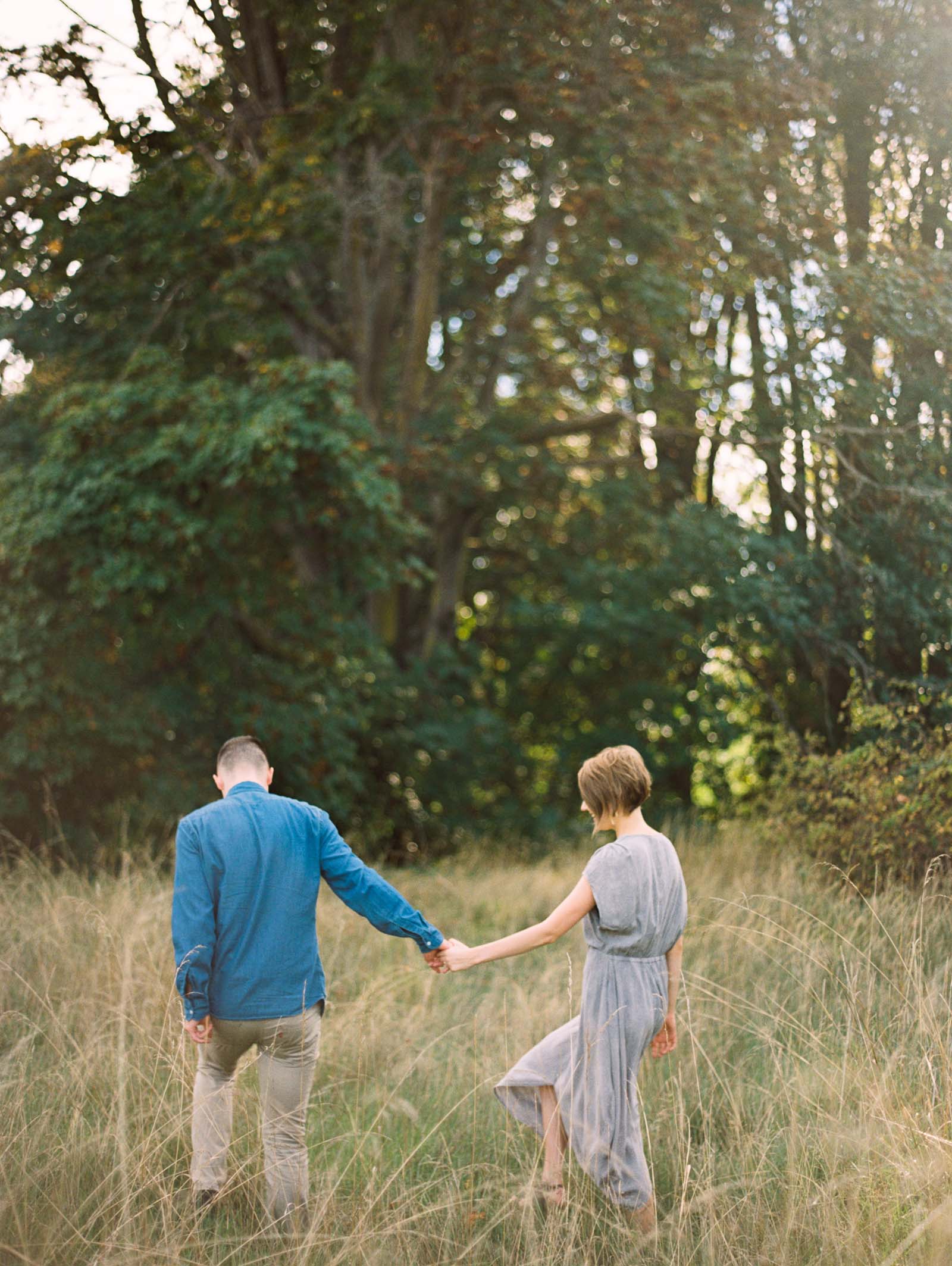 Stylish discovery park engagement session on film by top Seattle Wedding Photographer Anna Peters