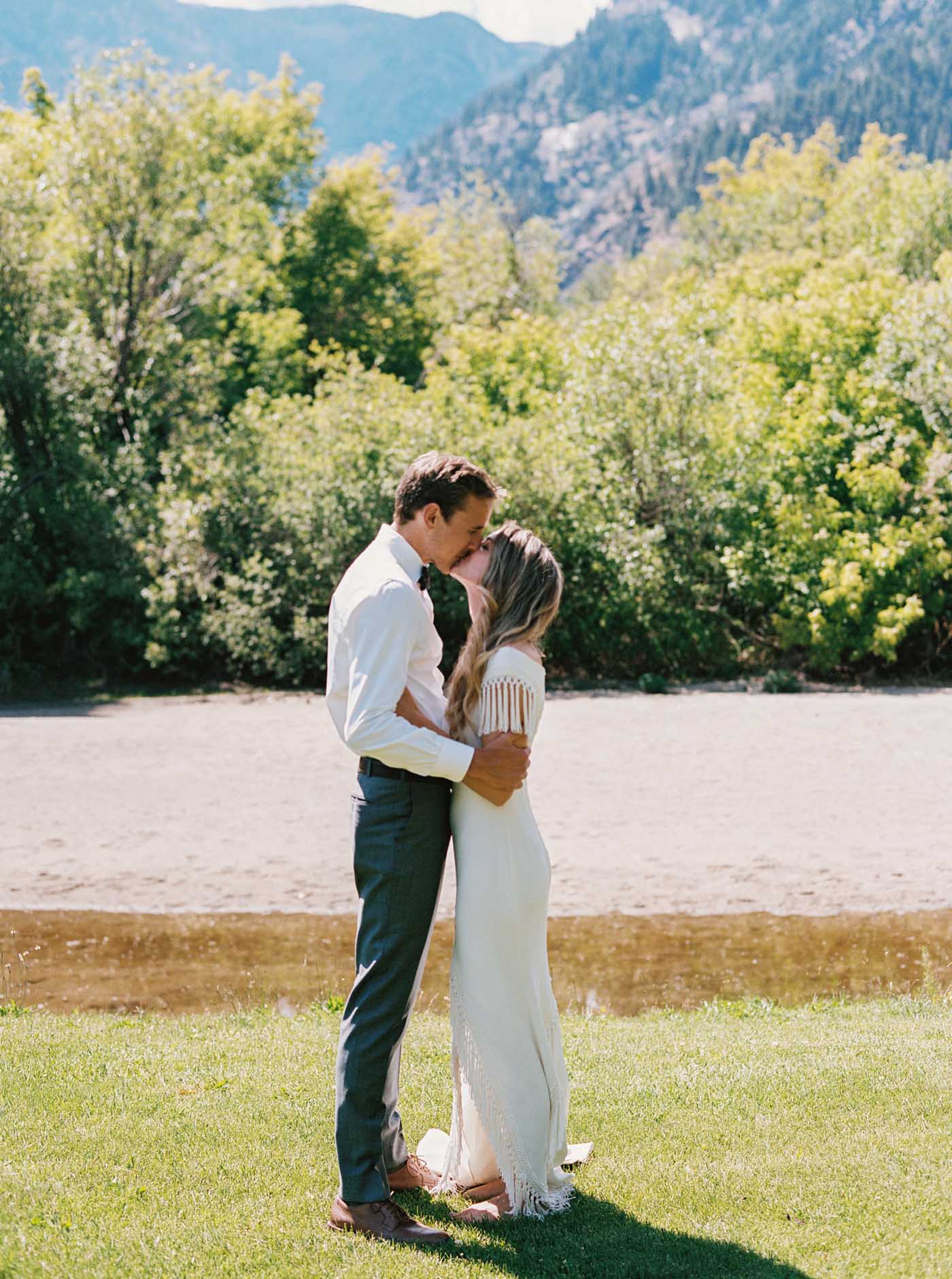 Bride and groom portraits at a relaxed outdoor wedding in Leavenworth
